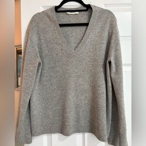 Everlane Cashmere Sweater